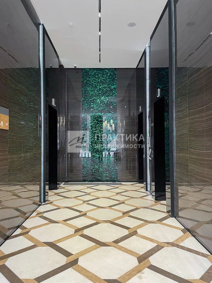 m. Ulitsa 1905 goda: Apartment, 3-rooms