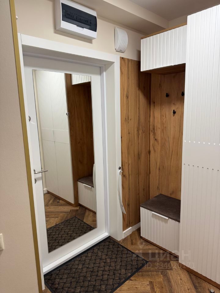 m. Aminyevskaya: Apartment, studio