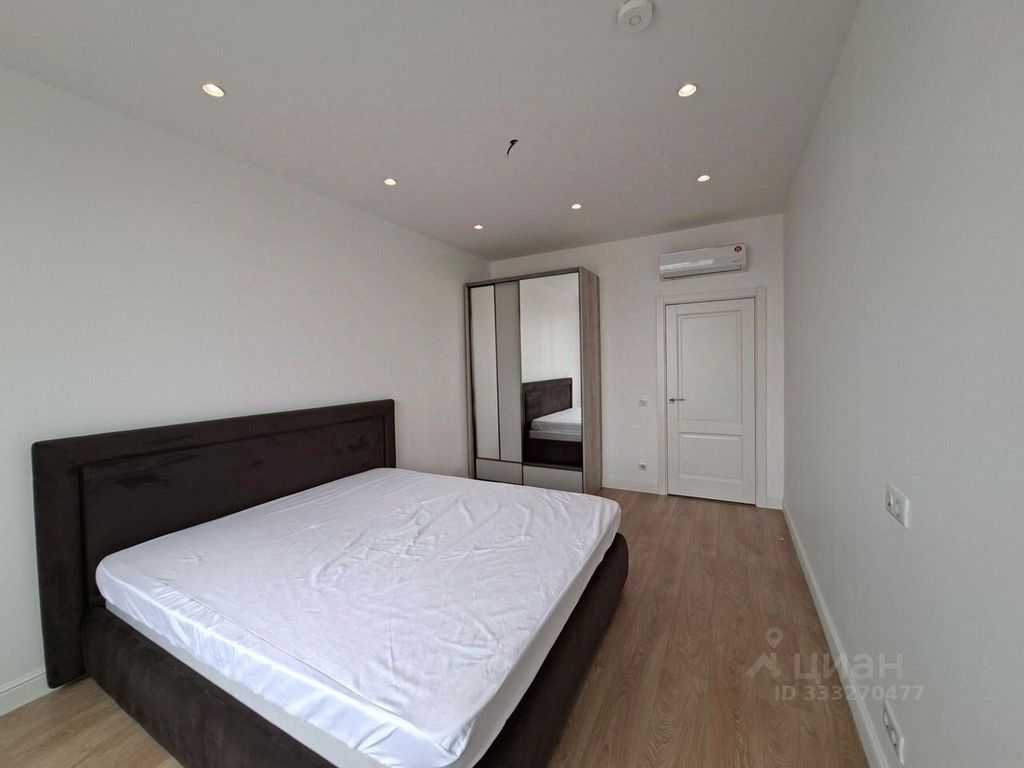 m. Nagornaya: Apartment, 2-rooms