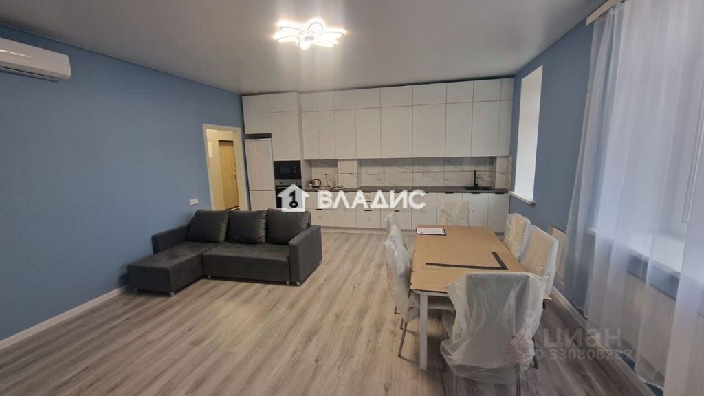 m. Solnechnaya: Apartment, 3-rooms