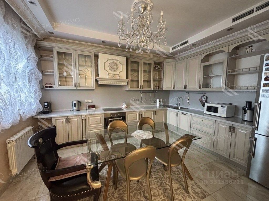 m. Sportivnaya: Apartment, 3-rooms