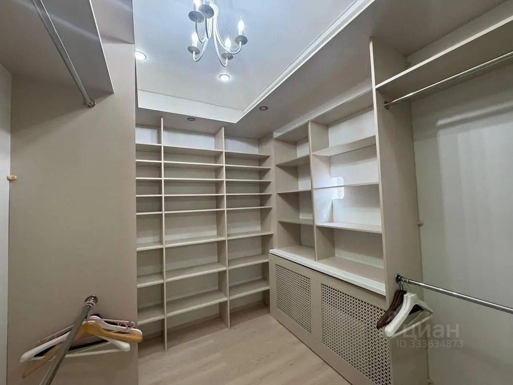 m. Vodniki: Apartment, 3-rooms