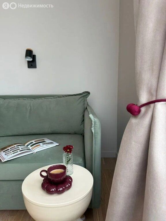 m. Serp i Molot: Apartment, 2-rooms