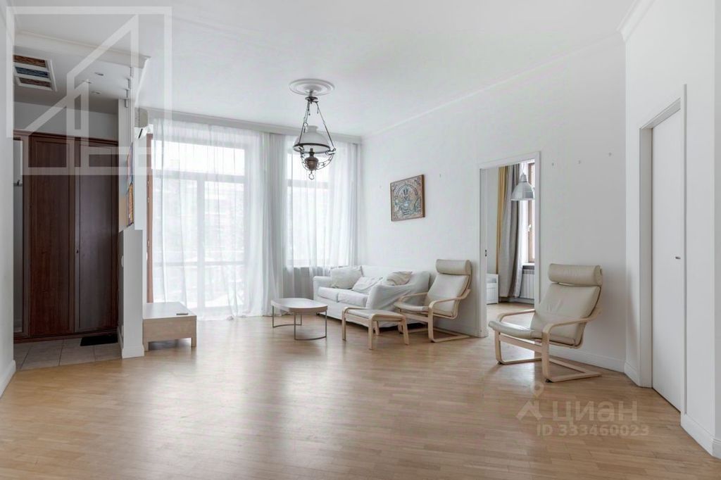 m. Mayakovskaya: Apartment, 3-rooms