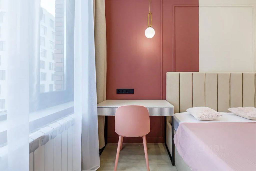 m. ZIL: Apartment, 2-rooms