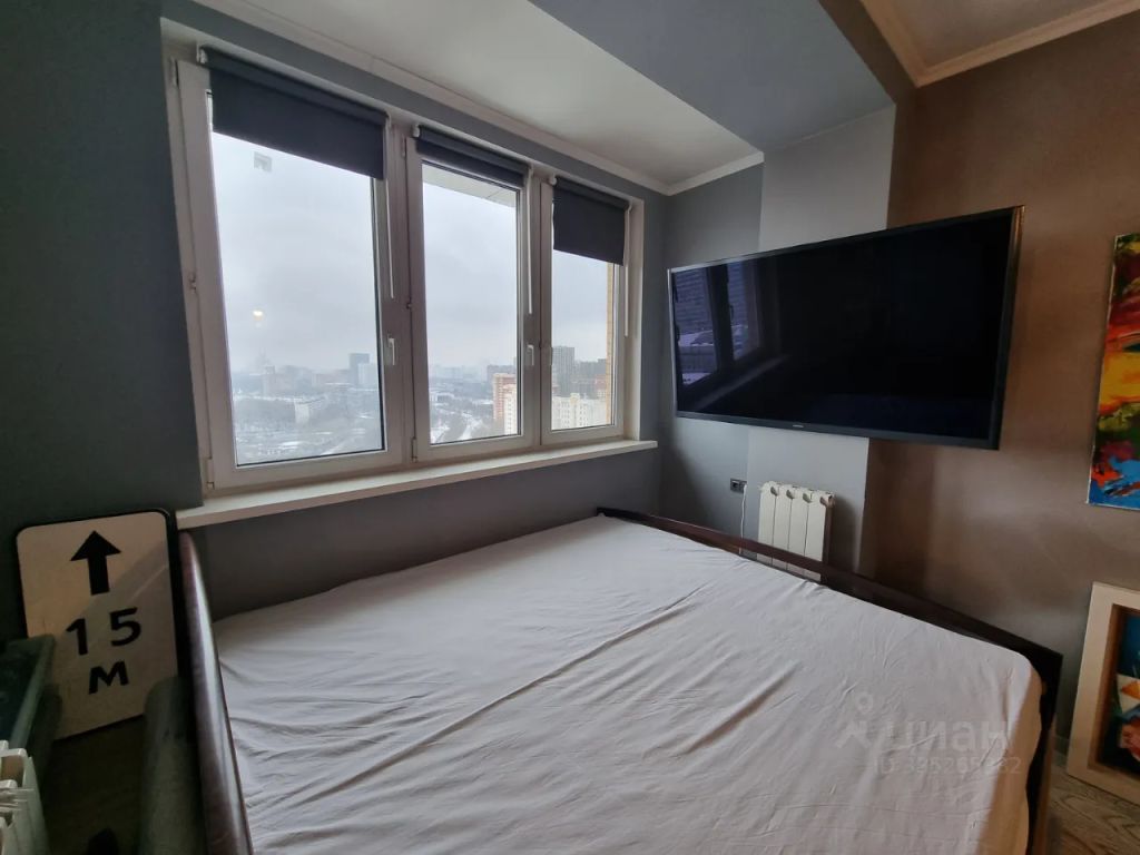 m. Rabochy Poselok: Apartment, studio