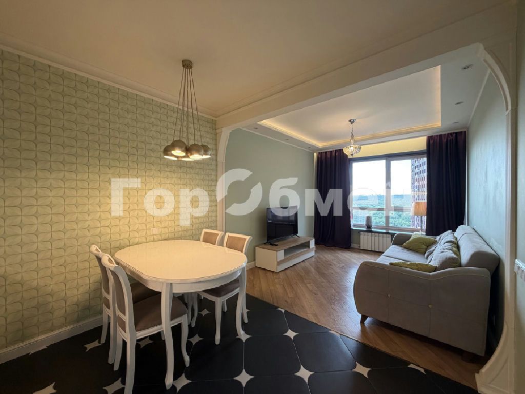m. Annino: Apartment, 3-rooms