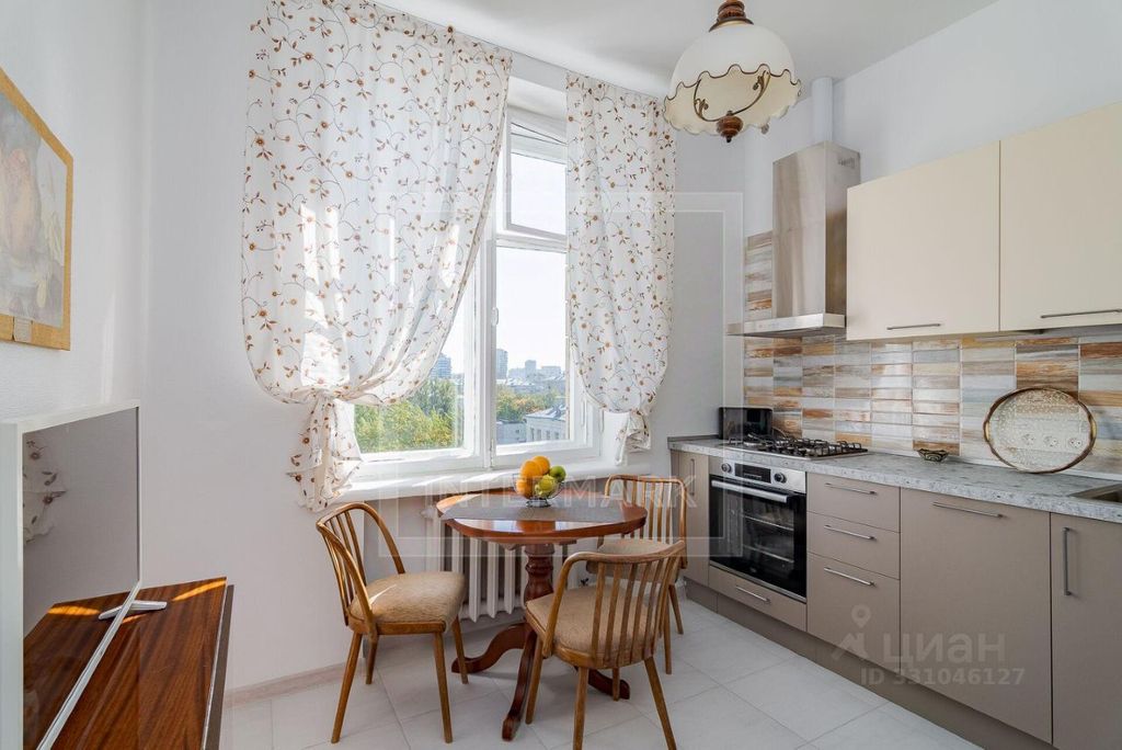 m. Universitet: Apartment, 2-rooms