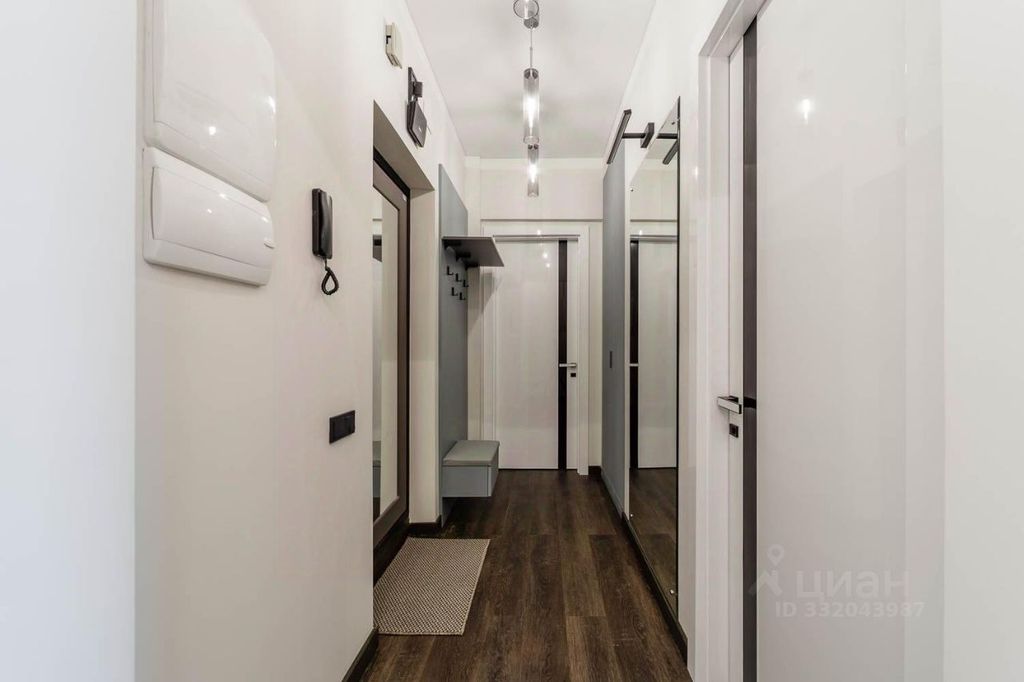 m. Tsvetnoy bulvar: Apartment, 2-rooms