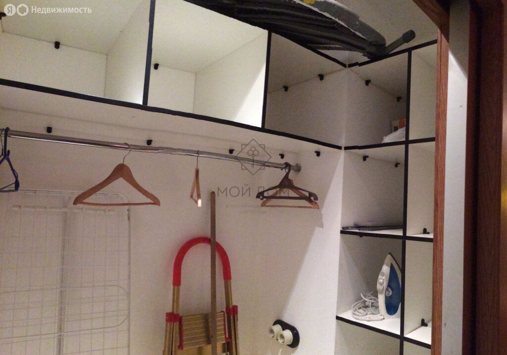 m. Novye Cheremushki: Apartment, studio