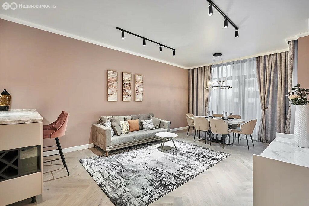 m. Minskaya: Apartment, 3-rooms