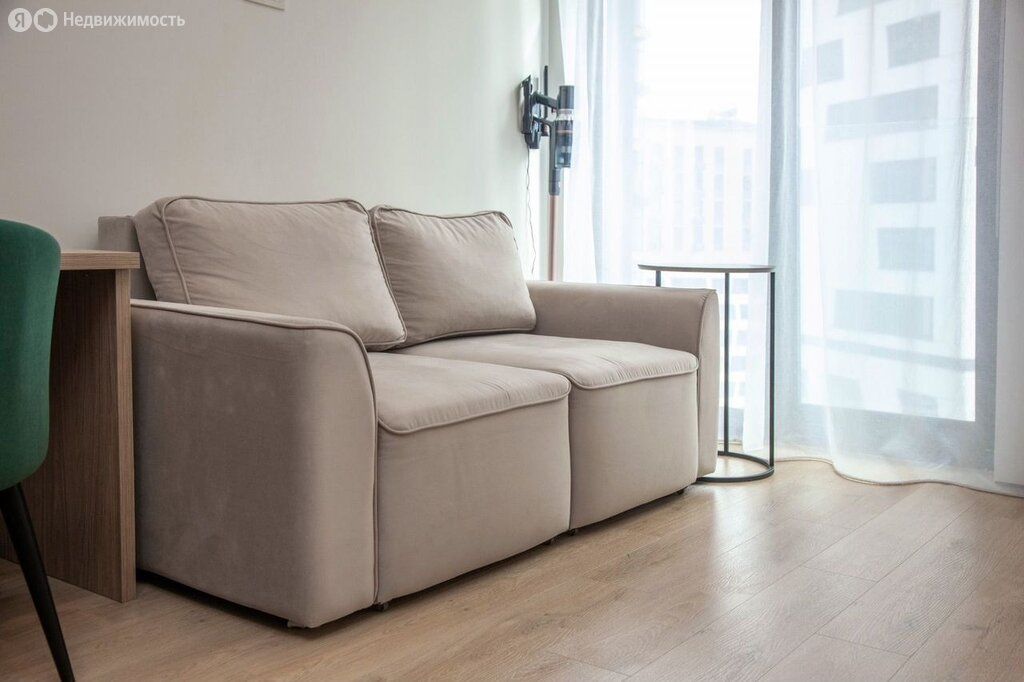 m. Zorge: Apartment, studio