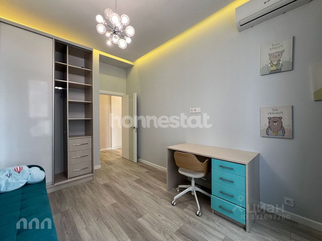 m. Shelepikha: Apartment, 2-rooms