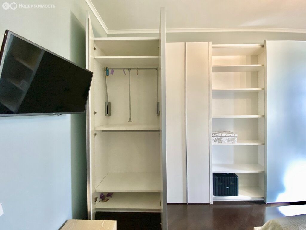 m. Krasnopresnenskaya: Apartment, 2-rooms