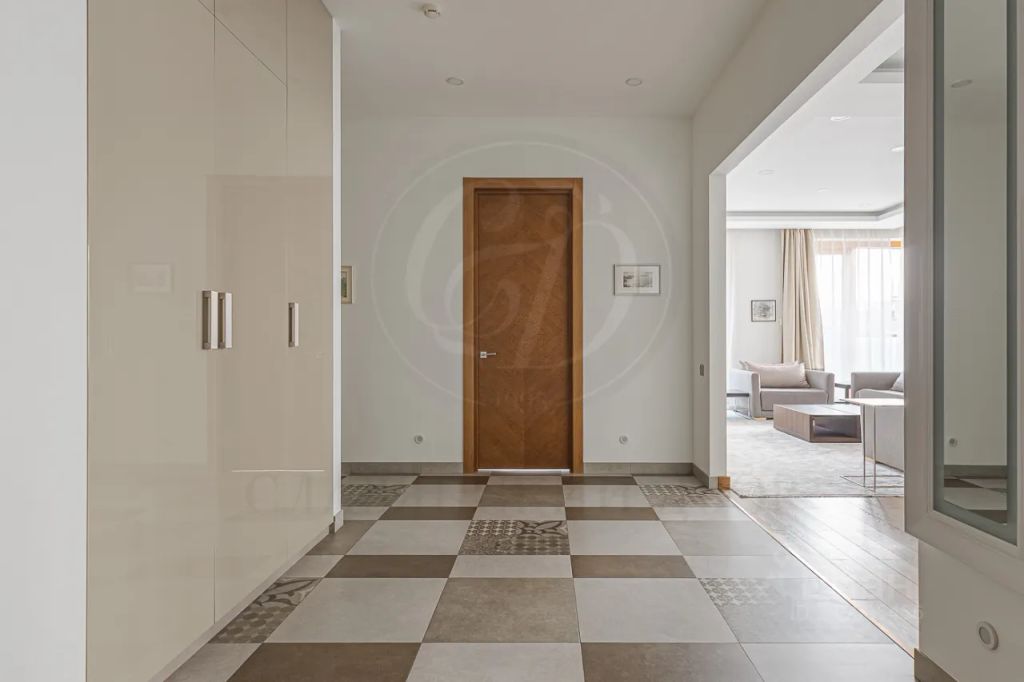 m. Smolenskaya: Apartment, 4-rooms