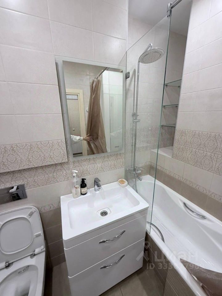 m. ZIL: Apartment, 1-rooms