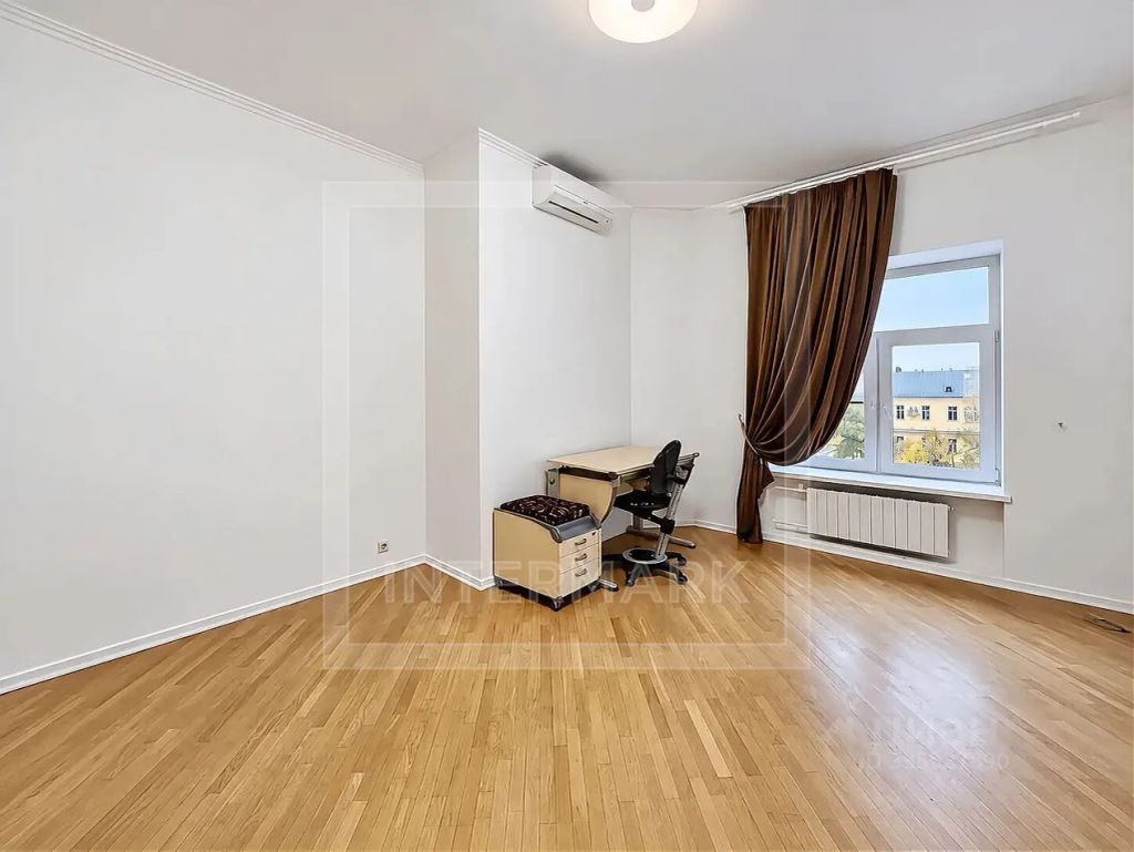 m. Park kultury: Apartment, 4-rooms