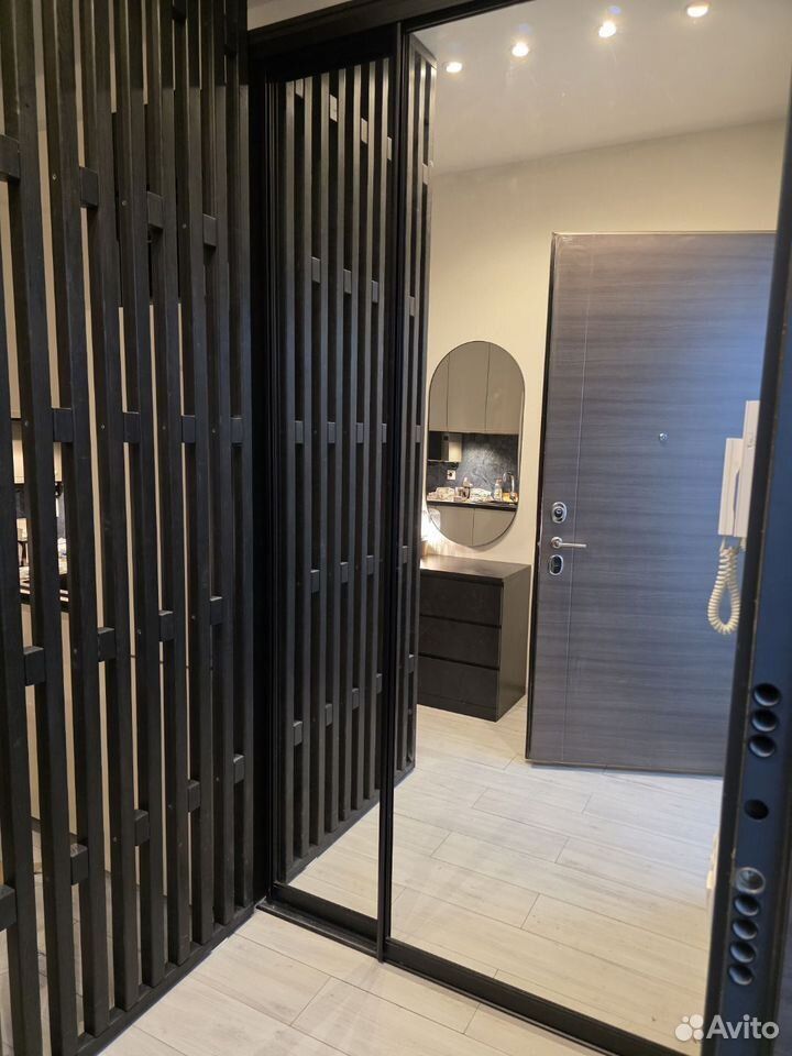 m. ZIL: Apartment, 1-rooms