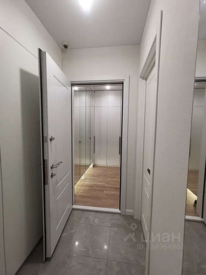 m. Myakinino: Apartment, 2-rooms