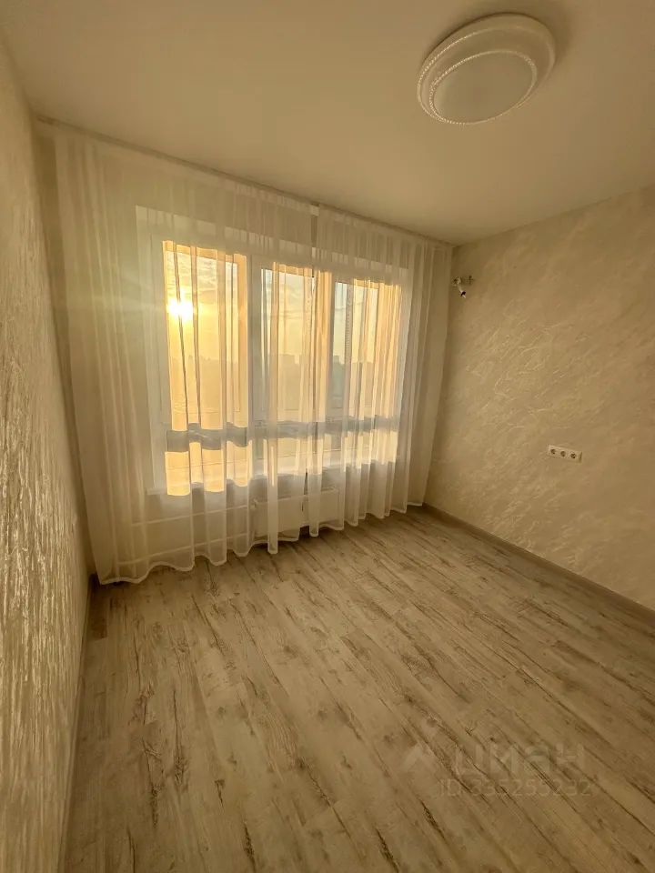 m. Bulvar Dmitriya Donskogo: Apartment, 2-rooms
