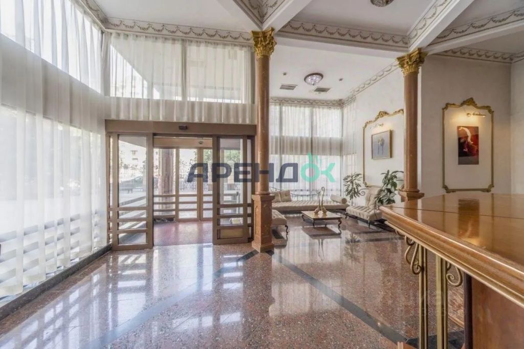 m. Smolenskaya: Apartment, 4-rooms