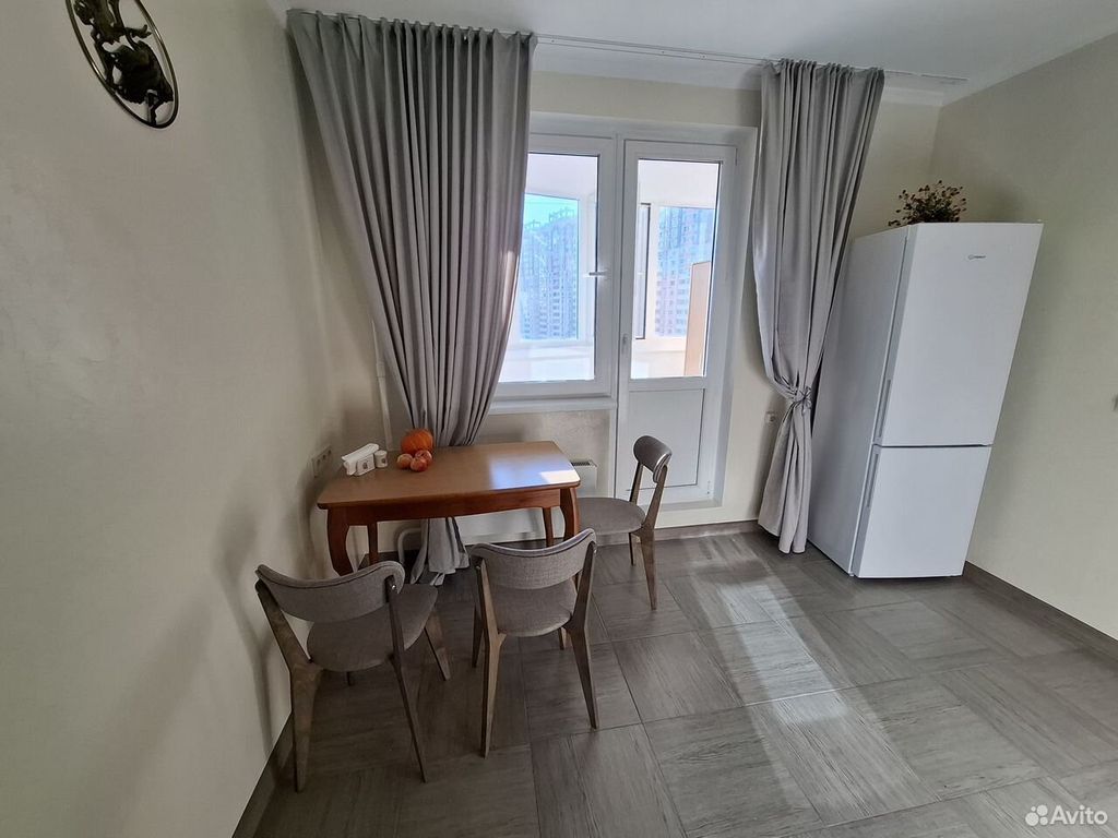 m. Levoberezhnaya: Apartment, 2-rooms