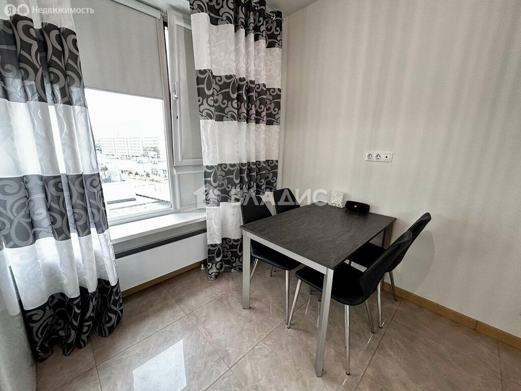 m. Botanichesky sad: Apartment, 2-rooms
