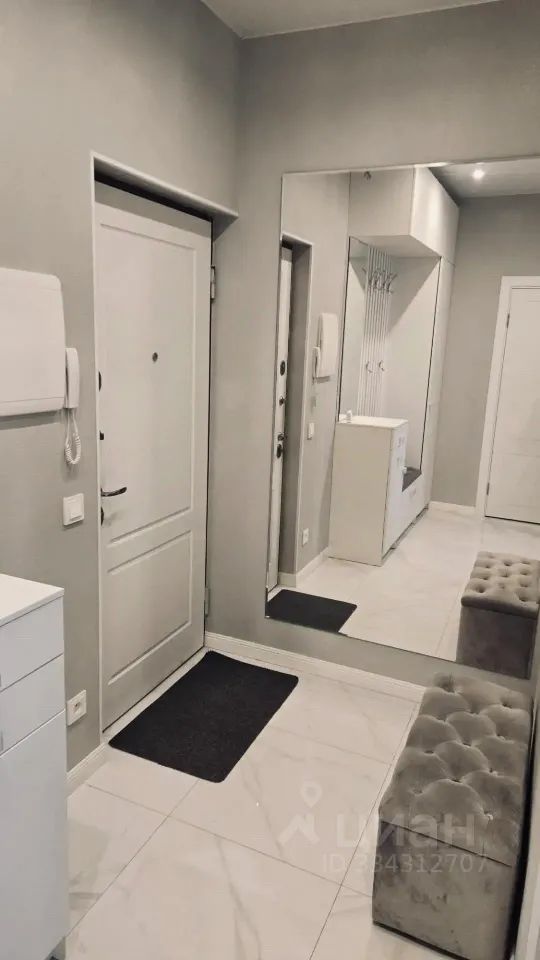 m. Lyublino: Apartment, 1-rooms