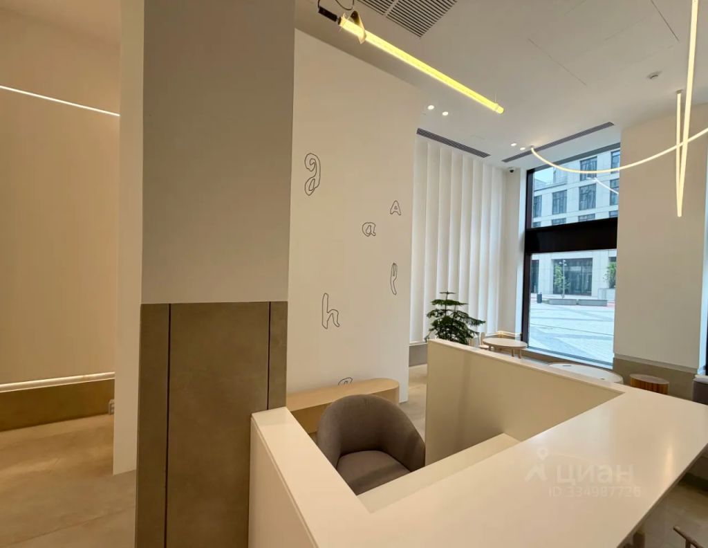 m. ZIL: Apartment, 1-rooms