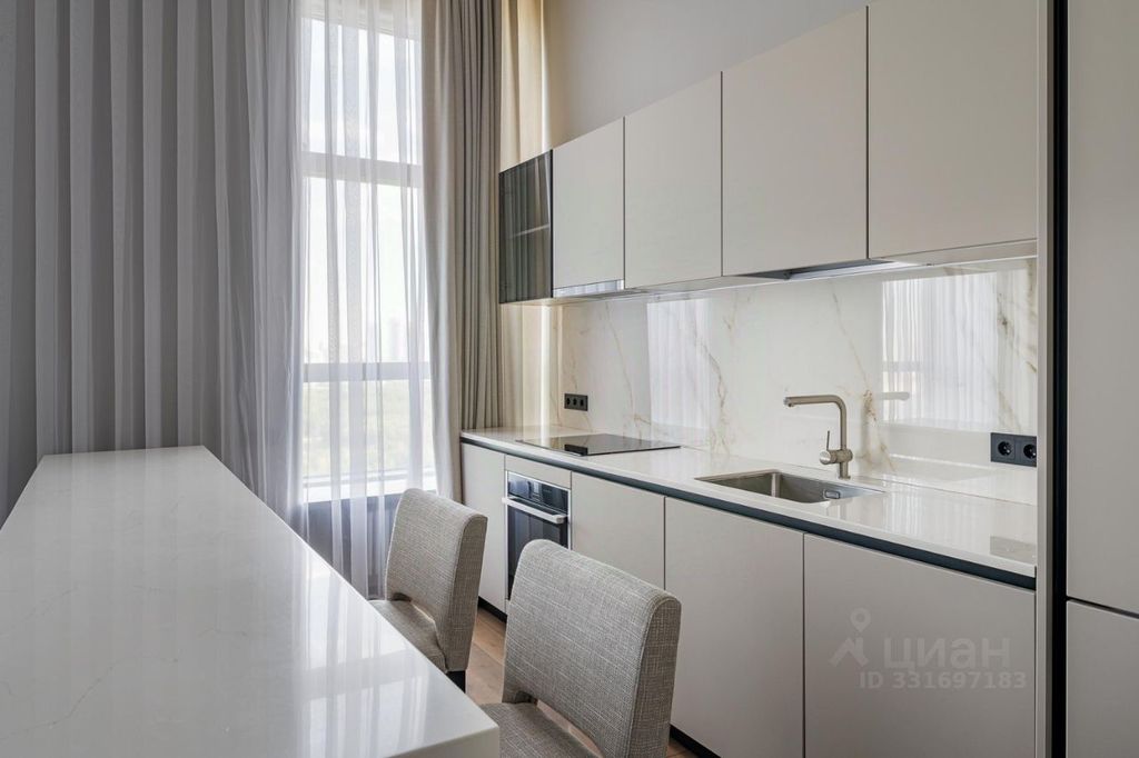 m. Bagrationovskaya: Apartment, 3-rooms