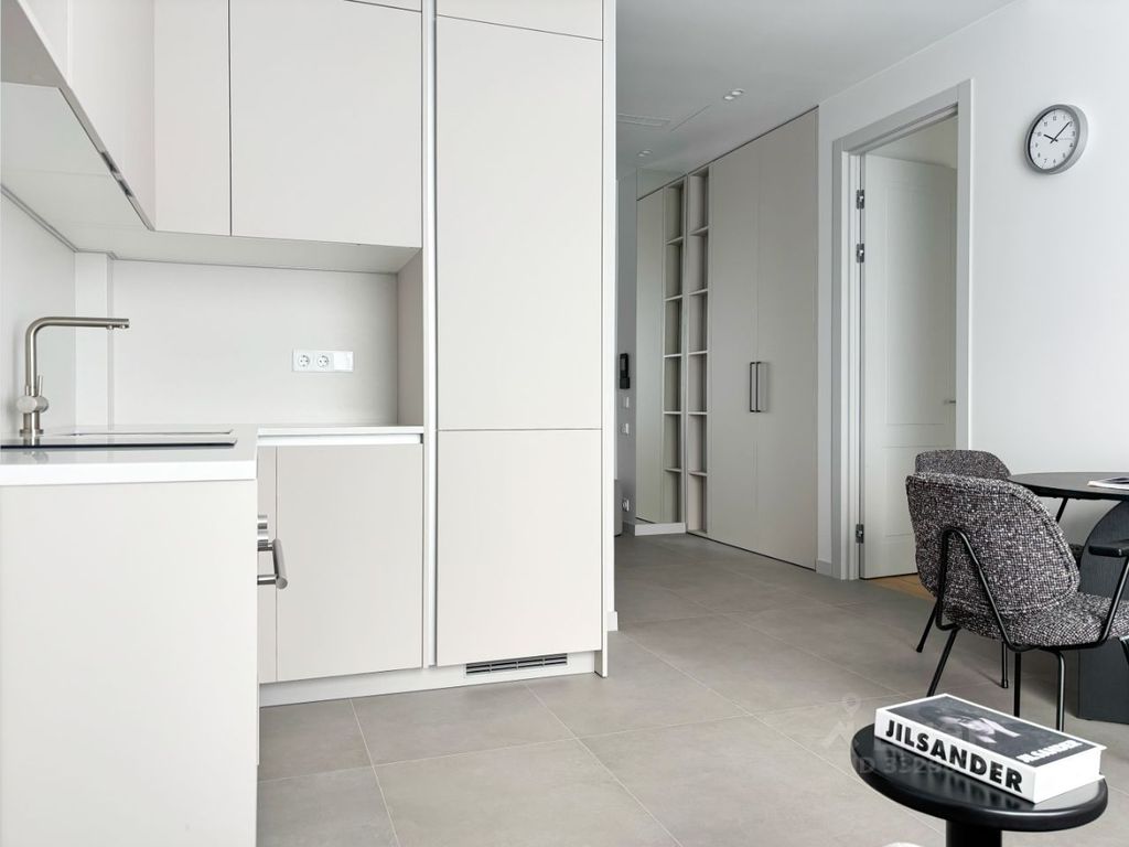 m. Ulitsa Sergeya Eyzenshteyna: Apartment, 2-rooms