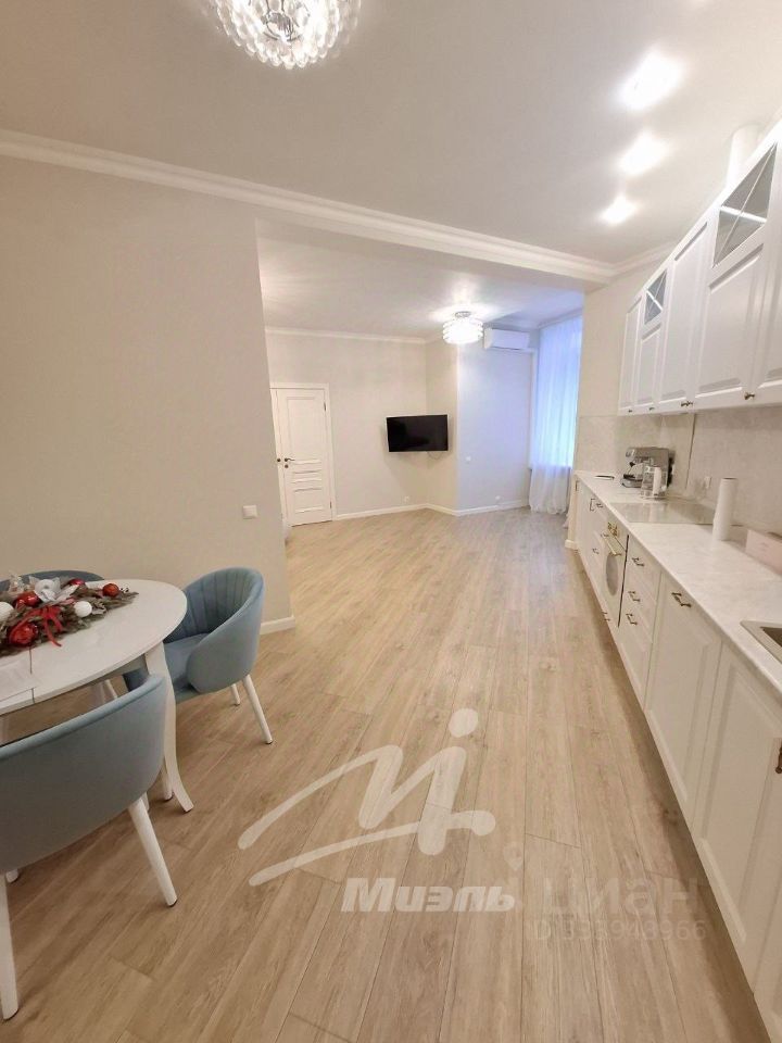 m. Minskaya: Apartment, 2-rooms