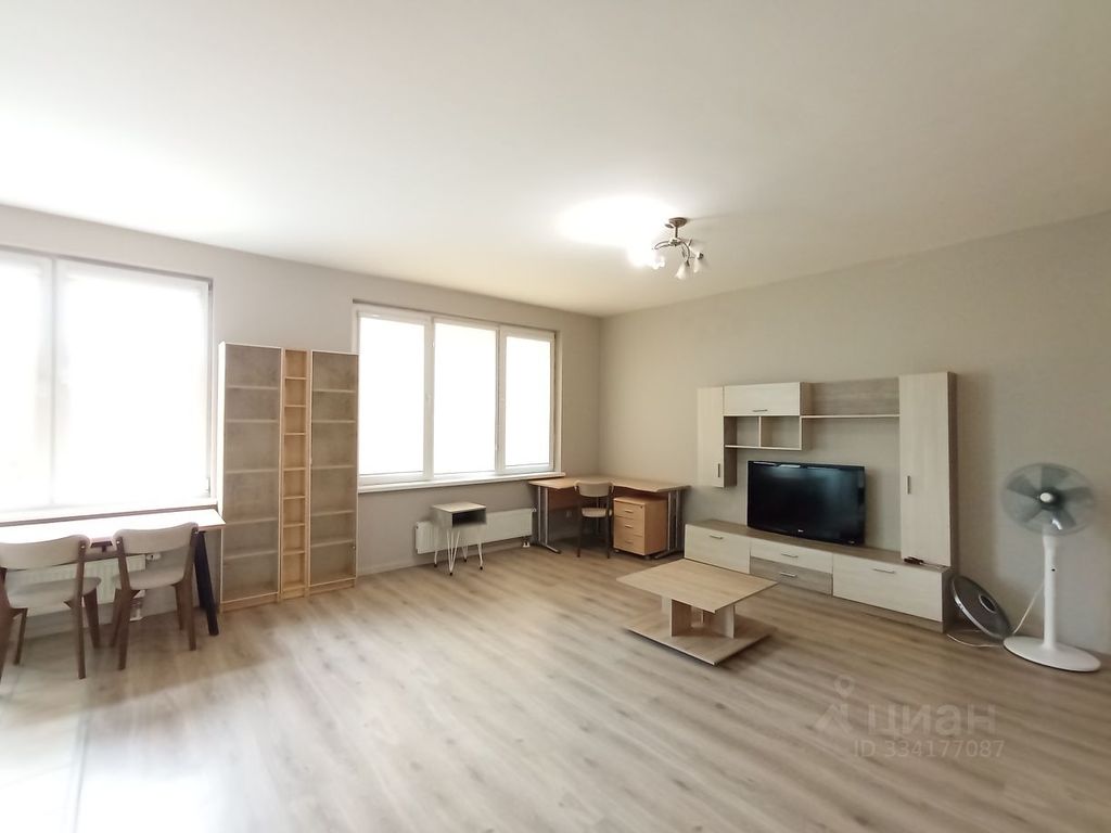 m. Pyatnitskoe shosse: Apartment, 2-rooms