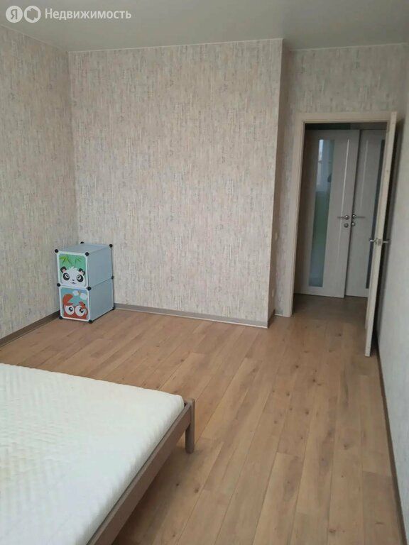 m. Lukhmanovskaya: Apartment, 2-rooms