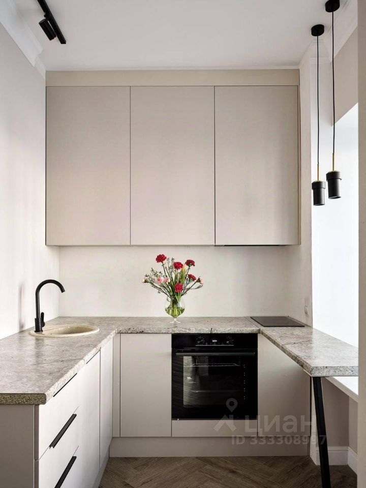 m. Barrikadnaya: Apartment, 2-rooms