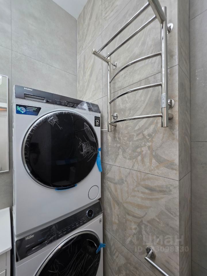m. ZIL: Apartment, 1-rooms