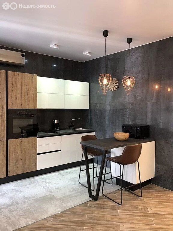 m. Fili: Apartment, studio