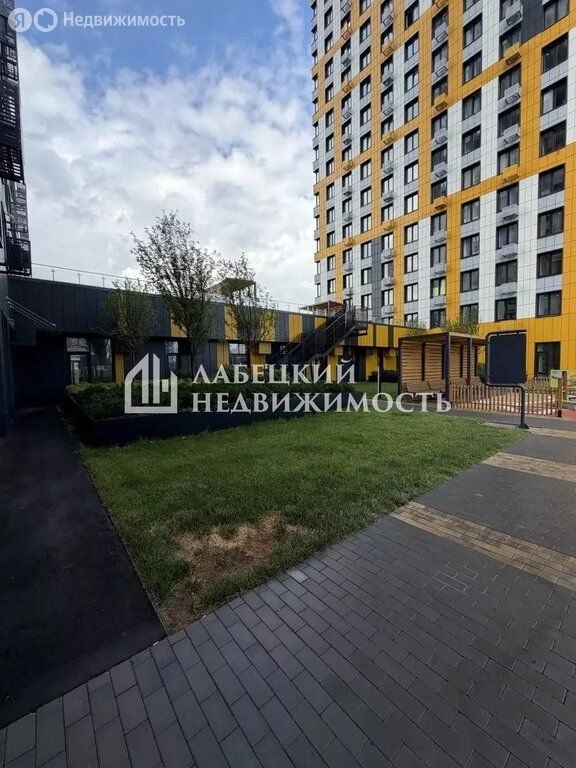 m. Pavshino: Apartment, 1-rooms