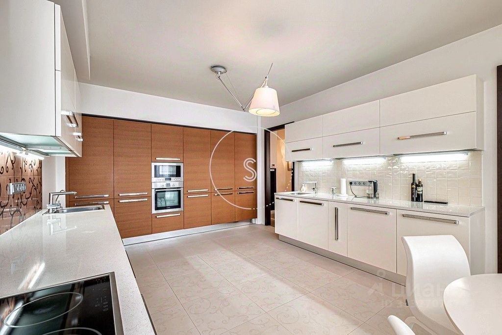 m. Minskaya: Apartment, 4-rooms