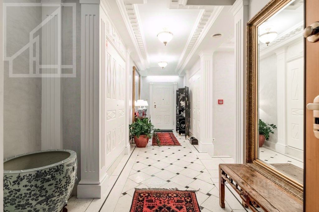 m. Arbatskaya: Apartment, 5-rooms