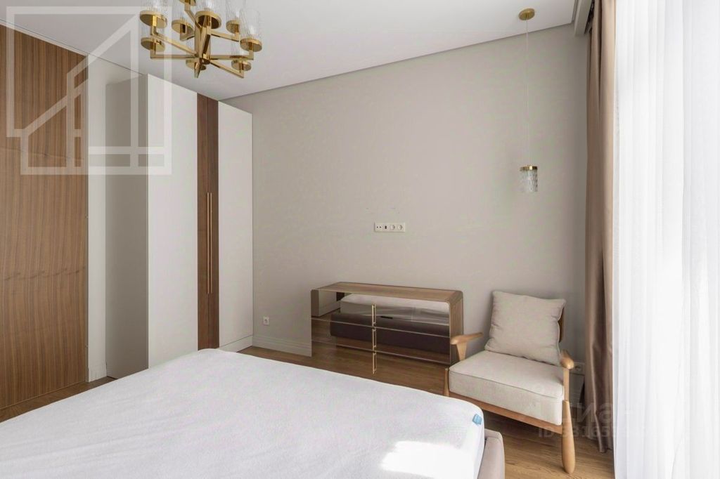 m. Aminyevskaya: Apartment, 3-rooms