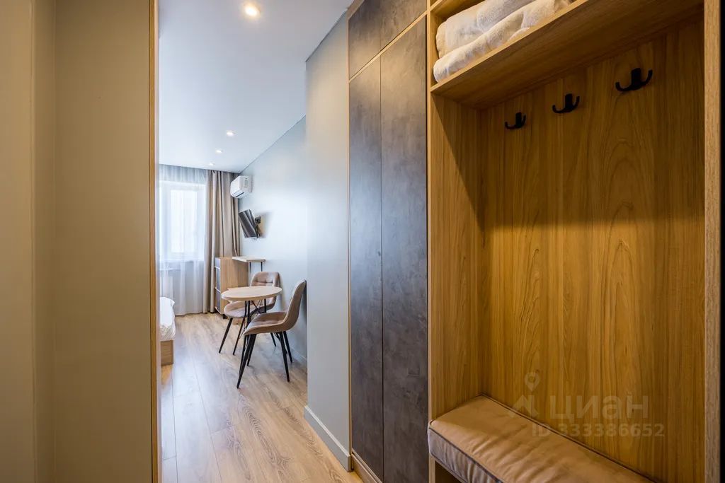 m. Troparevo: Apartment, studio