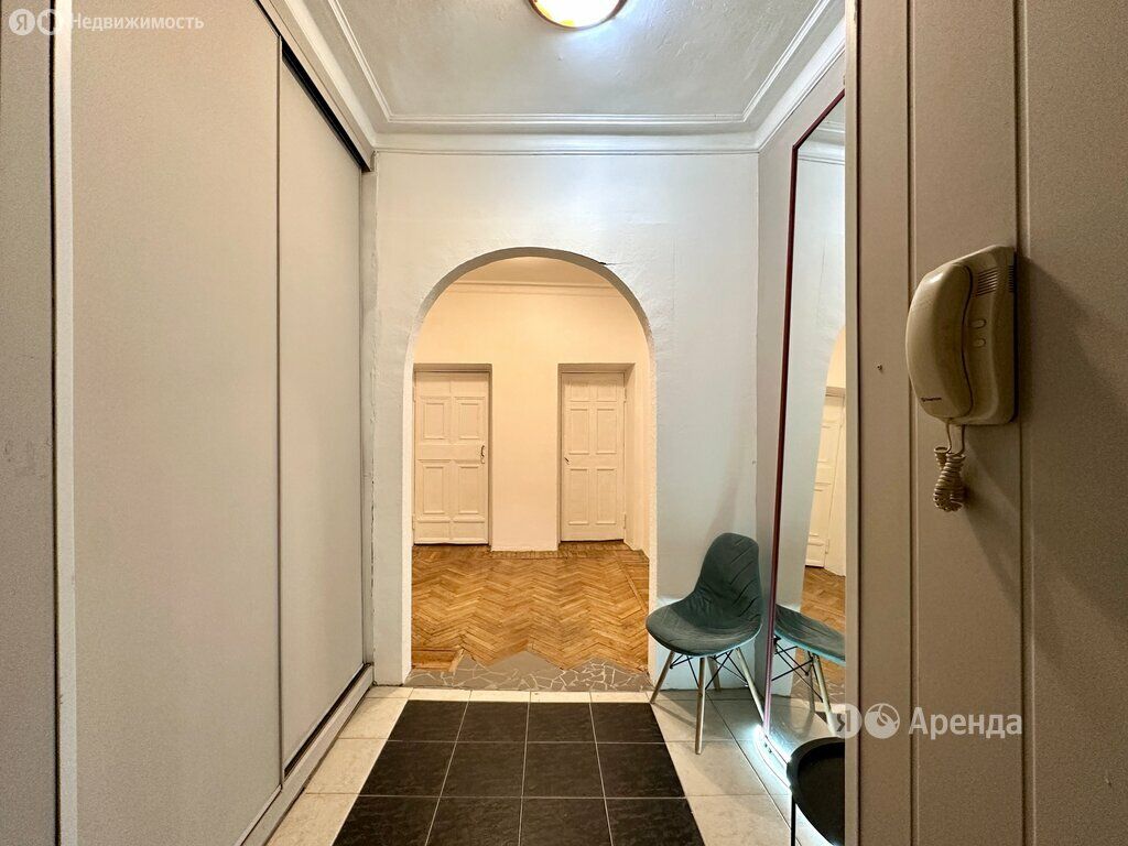 m. Tsvetnoy bulvar: Apartment, 2-rooms