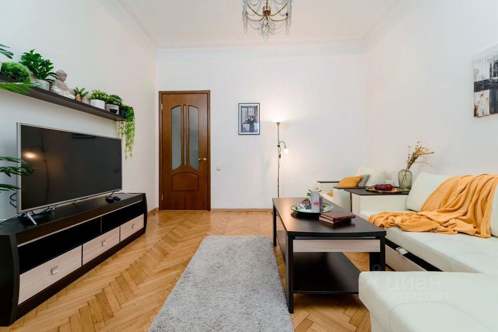 m. Tverskaya: Apartment, 3-rooms
