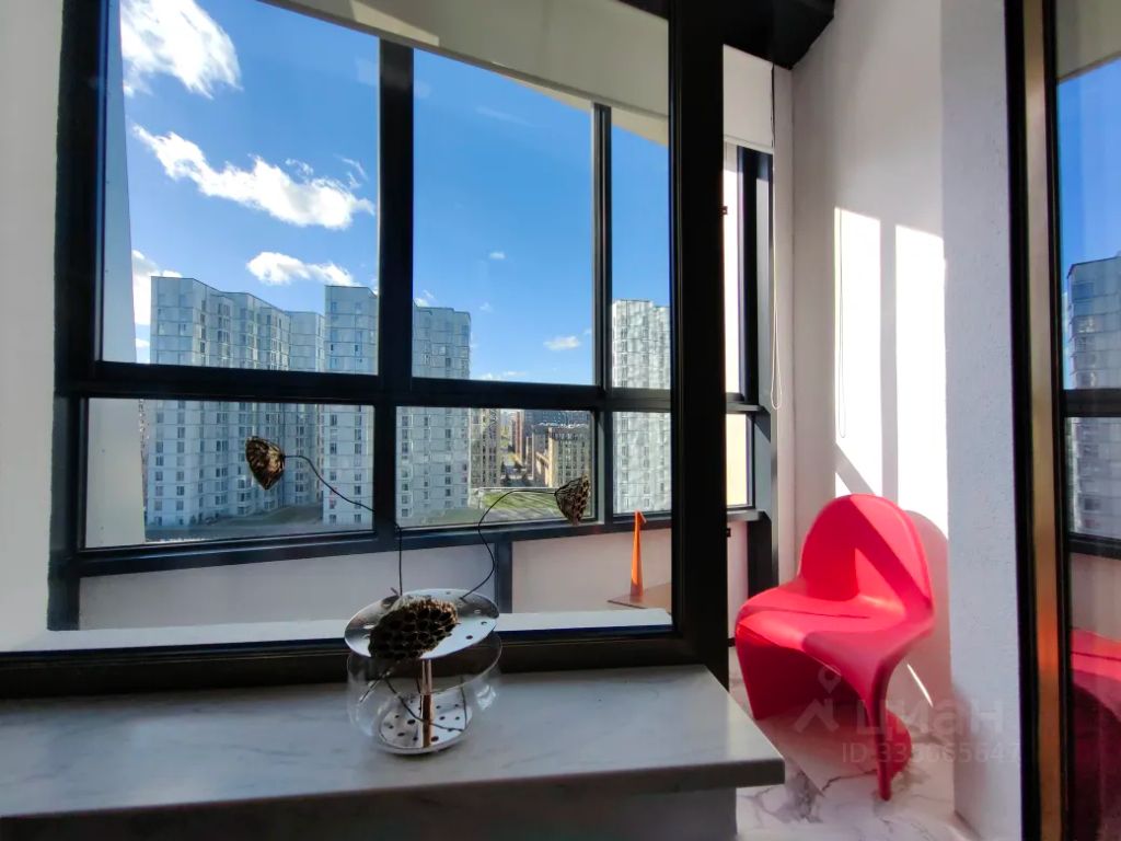 m. ZIL: Apartment, 2-rooms