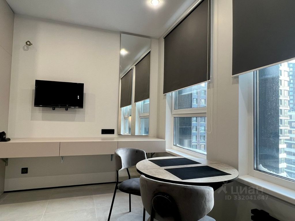 m. Aviamotornaya: Apartment, studio