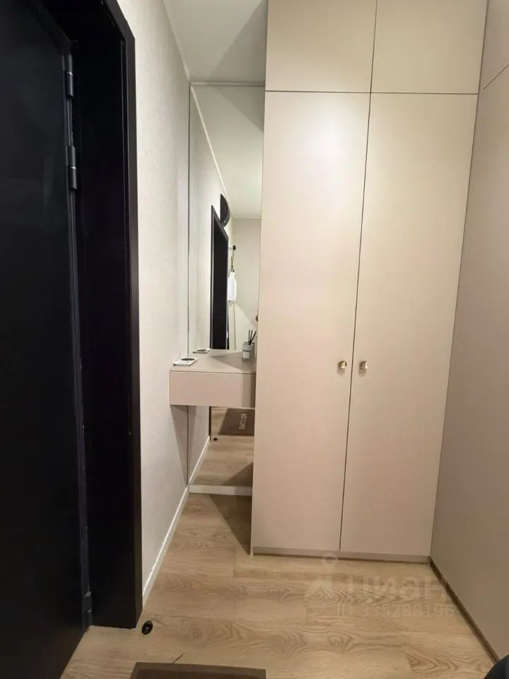 m. Strogino: Apartment, studio