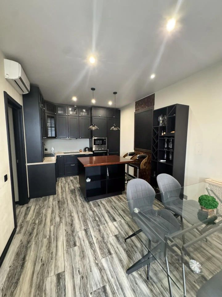 m. Khimki: Apartment, 3-rooms
