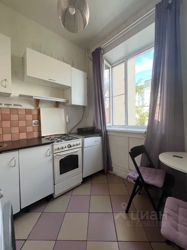 m. Arbatskaya: Apartment, 2-rooms