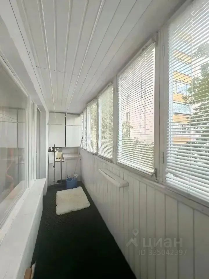 m. Ploschad trekh vokzalov: Apartment, 1-rooms